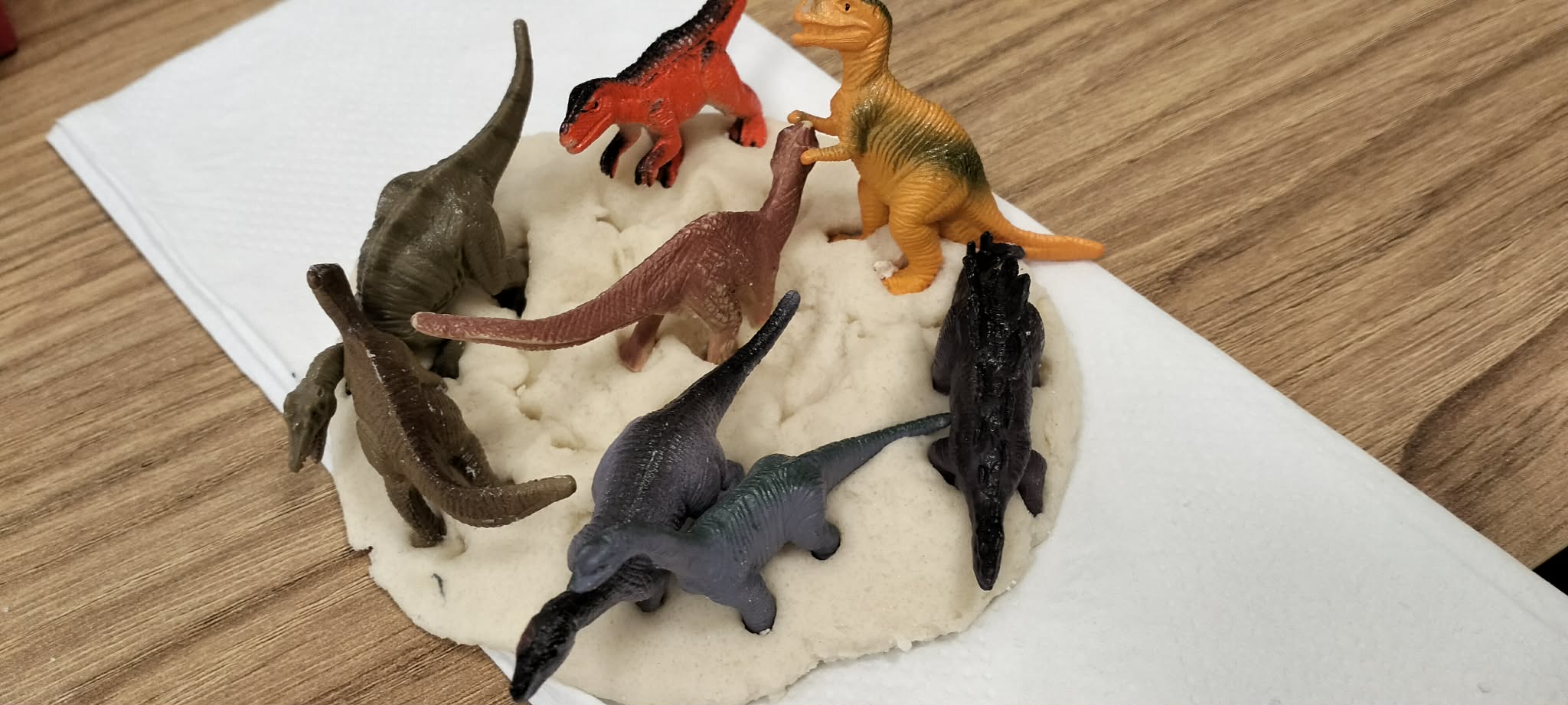 Dzień dinozaura na zajęciach integracji sensorycznej